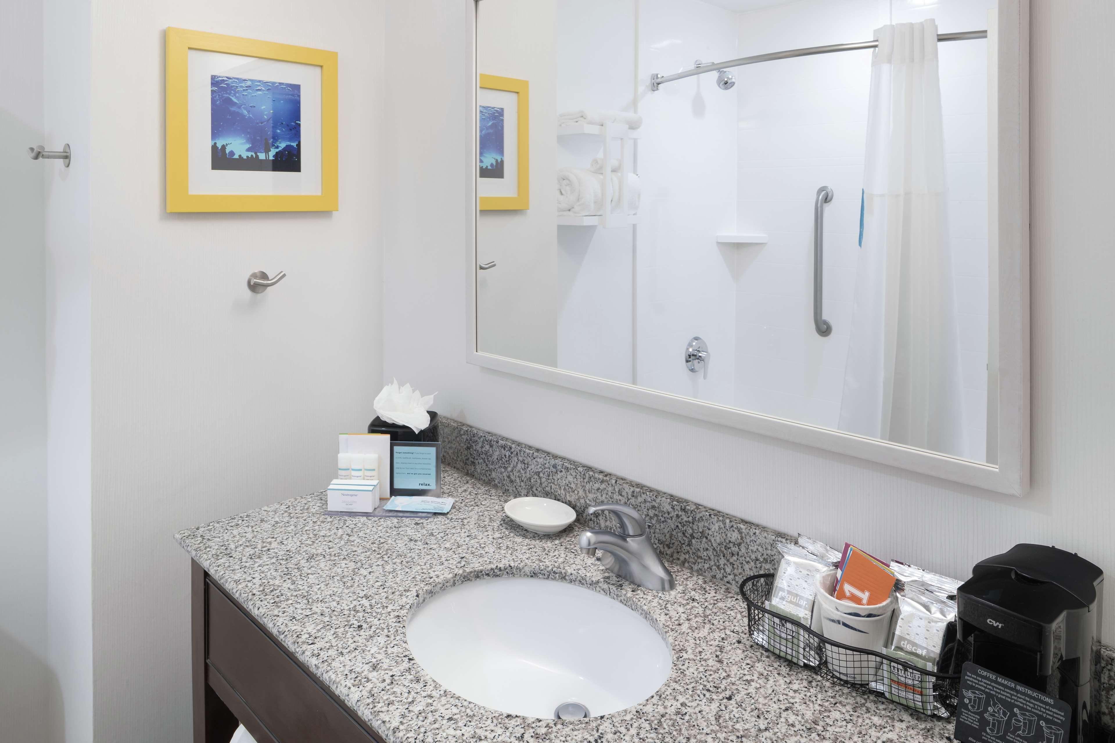 Hampton Inn & Suites Atlanta-Downtown Экстерьер фото