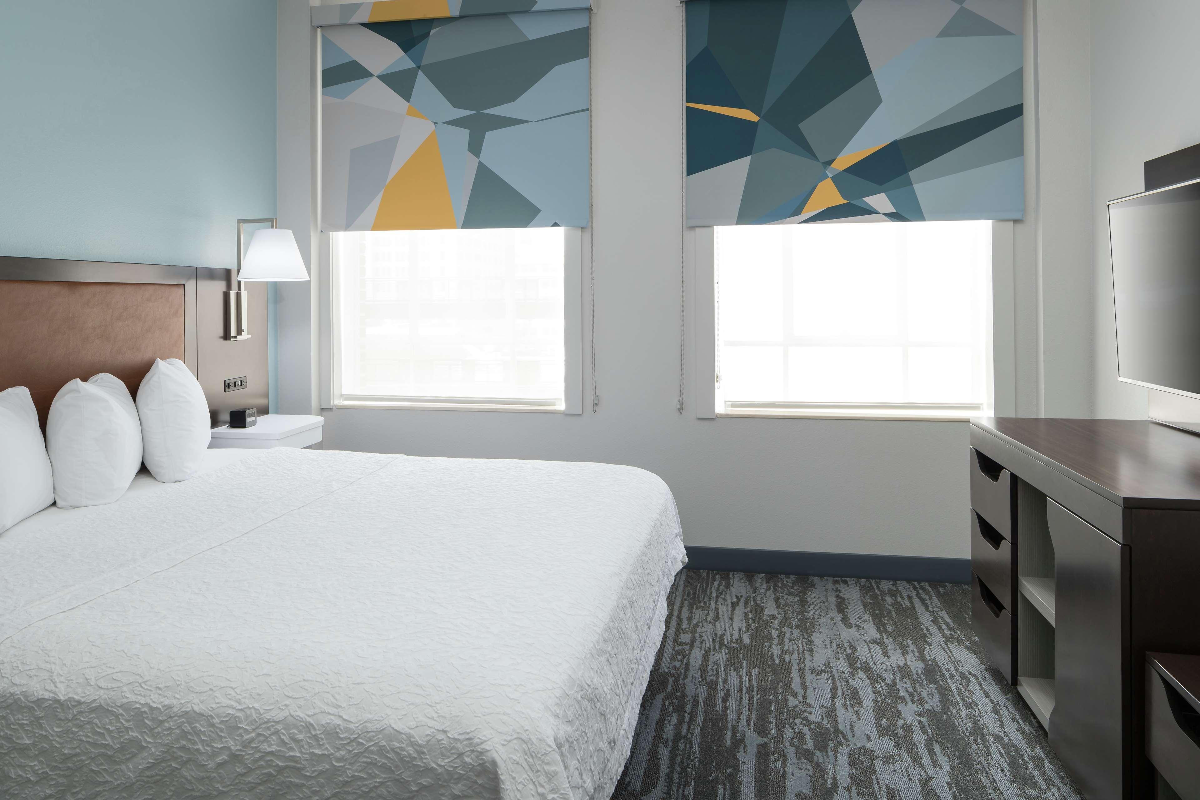 Hampton Inn & Suites Atlanta-Downtown Экстерьер фото