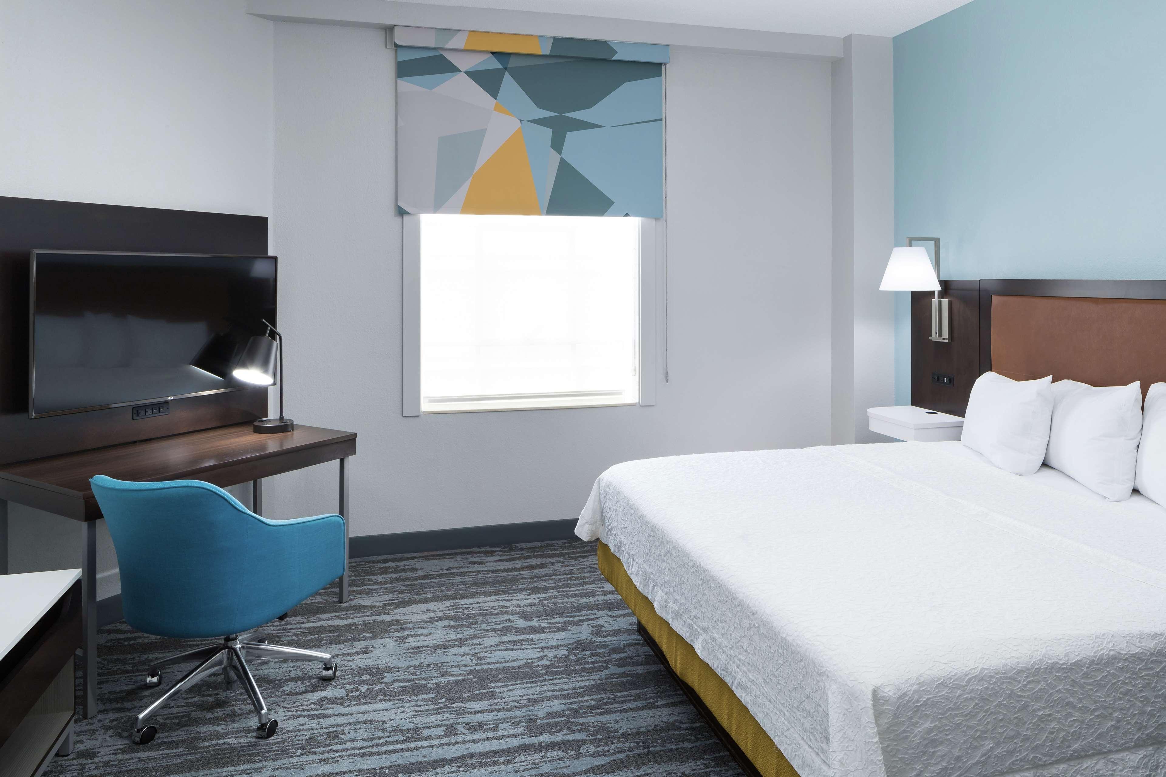 Hampton Inn & Suites Atlanta-Downtown Экстерьер фото