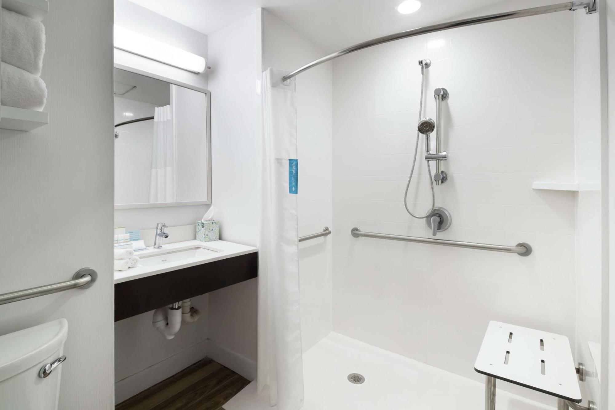 Hampton Inn & Suites Atlanta-Downtown Экстерьер фото