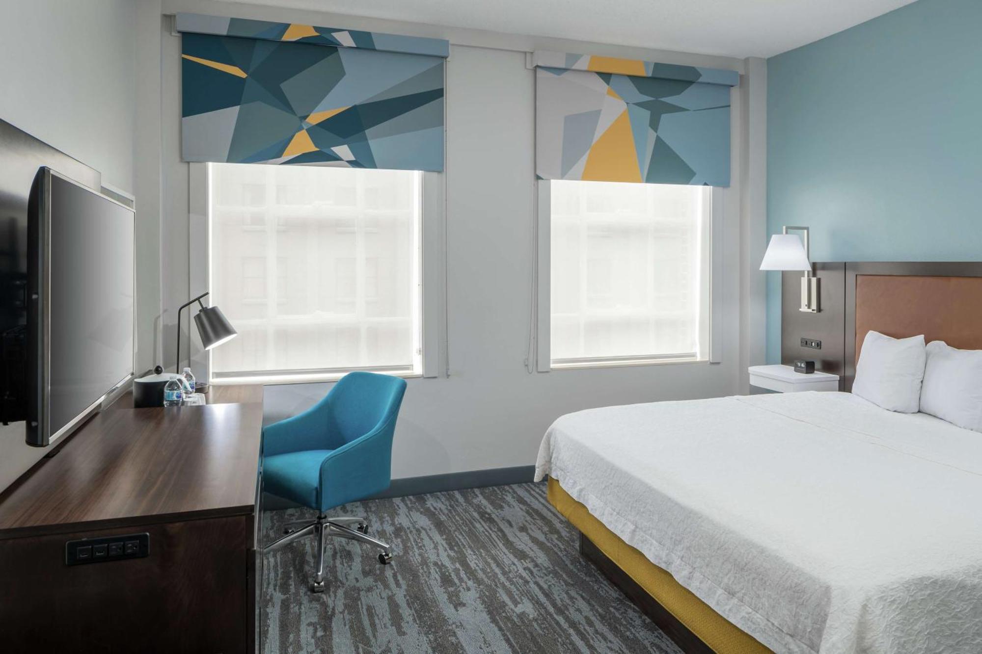 Hampton Inn & Suites Atlanta-Downtown Экстерьер фото