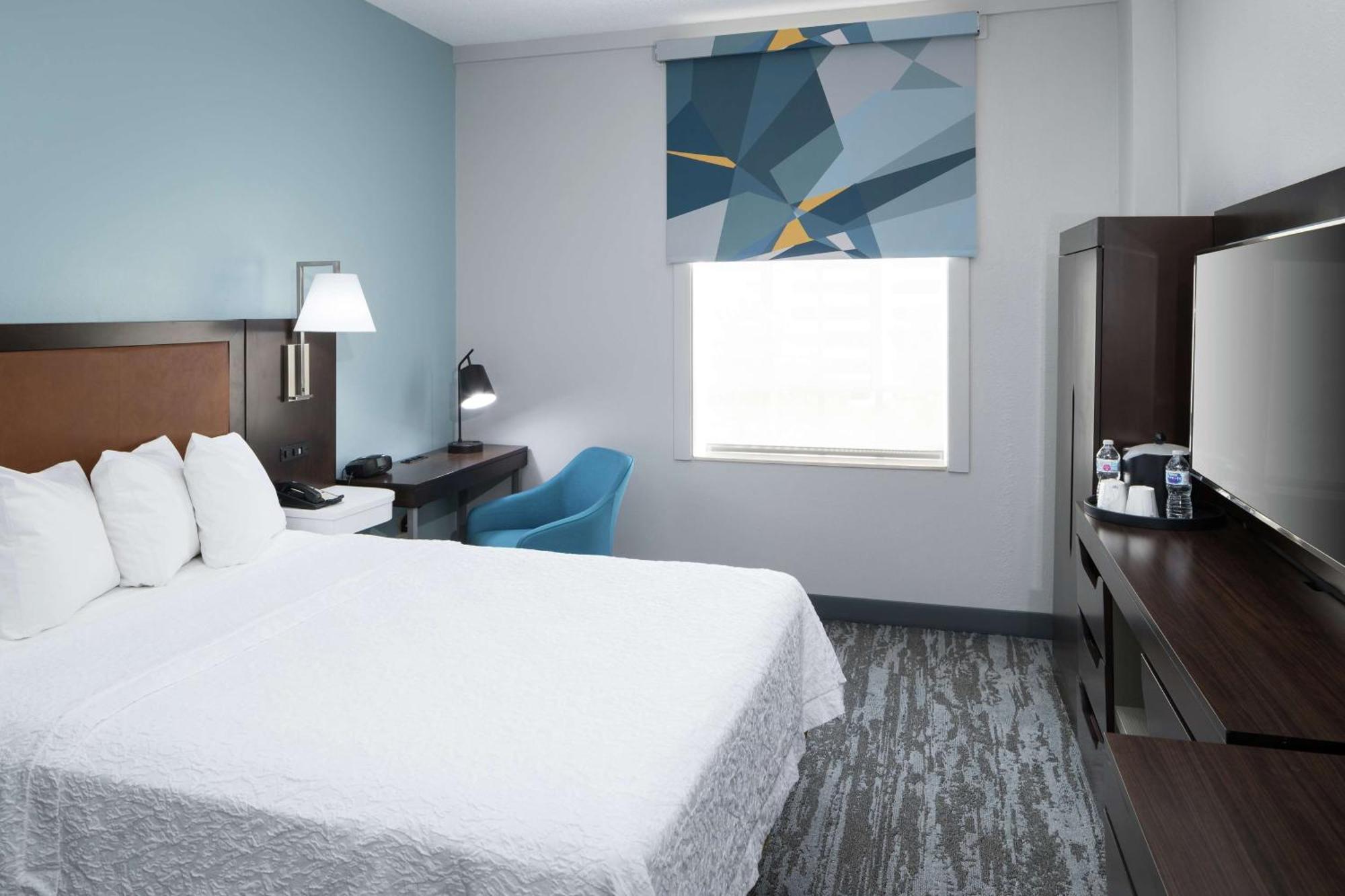 Hampton Inn & Suites Atlanta-Downtown Экстерьер фото