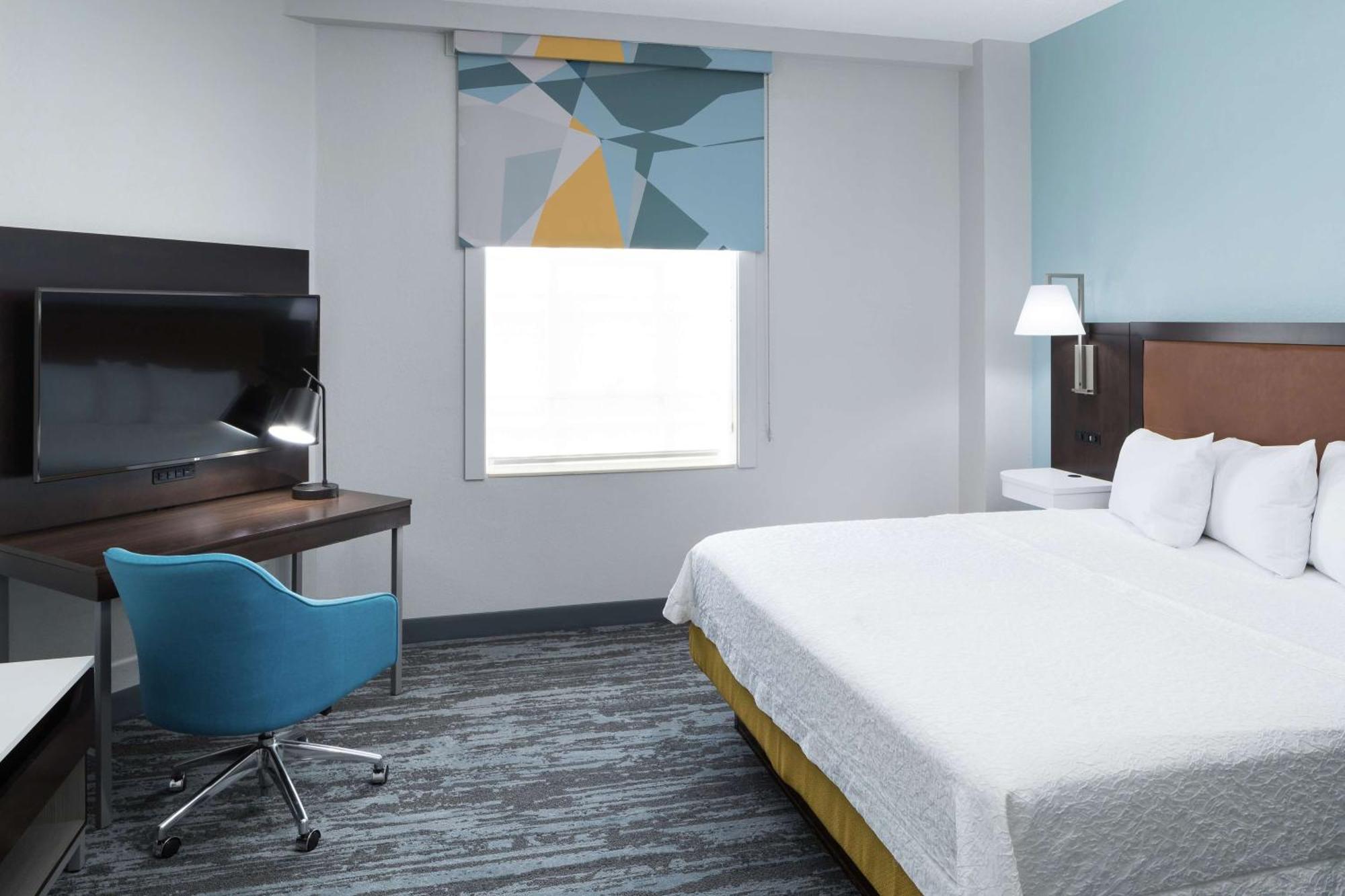 Hampton Inn & Suites Atlanta-Downtown Экстерьер фото
