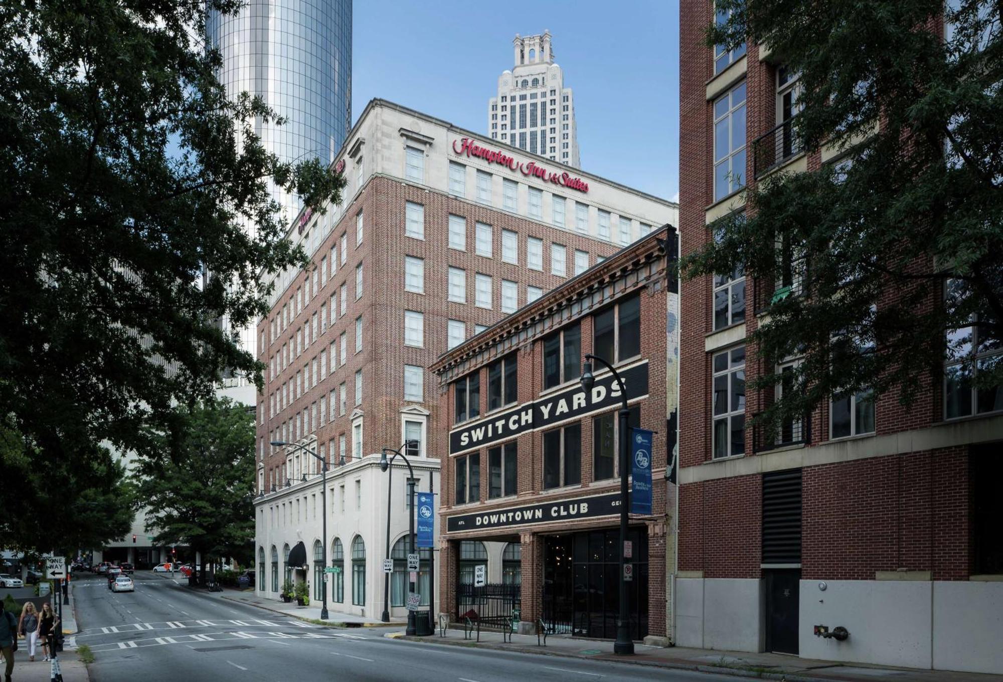 Hampton Inn & Suites Atlanta-Downtown Экстерьер фото
