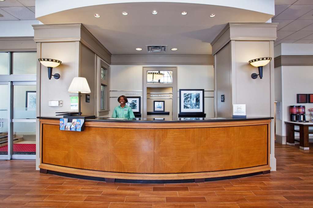Hampton Inn & Suites Atlanta-Downtown Интерьер фото
