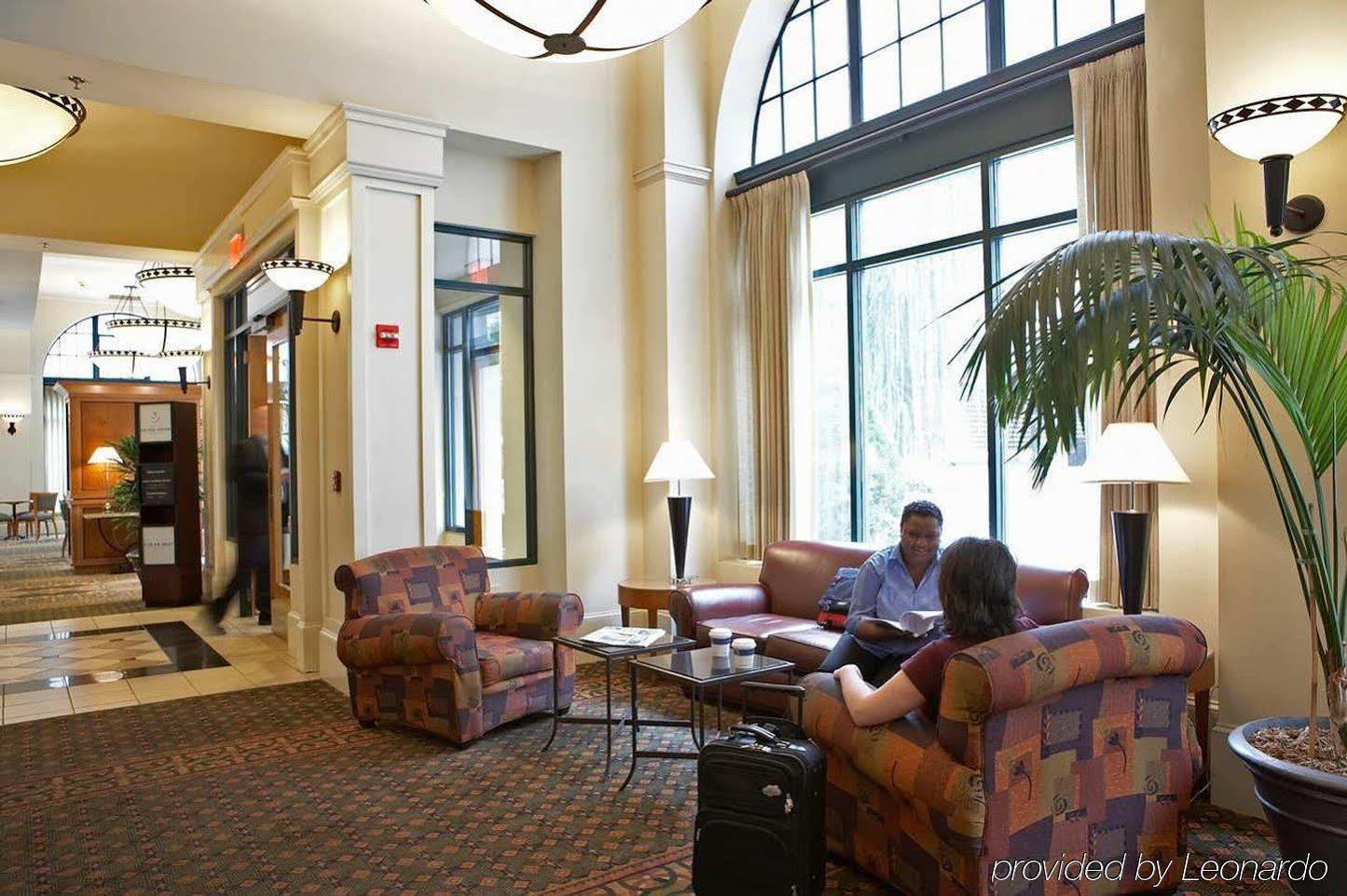 Hampton Inn & Suites Atlanta-Downtown Экстерьер фото